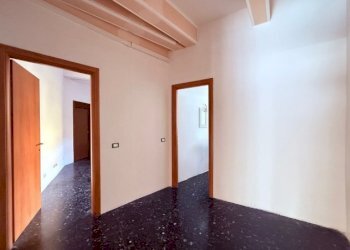 Two-room apartment Savona, Savona (neighborhood Darsena) - photo 6