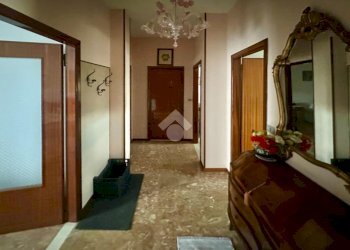 Four-room apartment Piazzale marsala, Novellara - photo 4