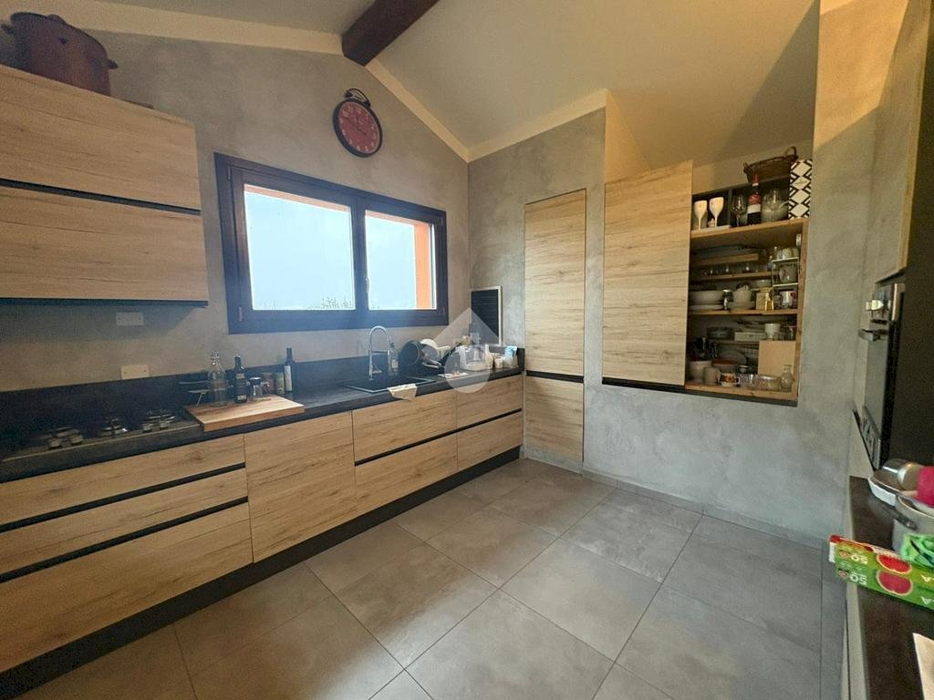 Quadrilocale Via Pregagliana, Trecate - foto 1