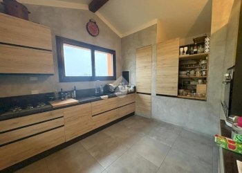 Quadrilocale Via Pregagliana, Trecate - foto 1