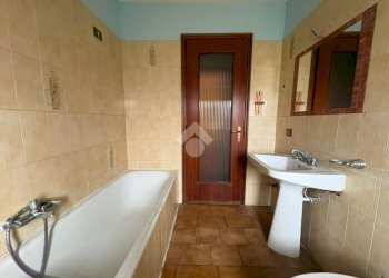 Two-room apartment Via Barassino, Trecate - photo 17
