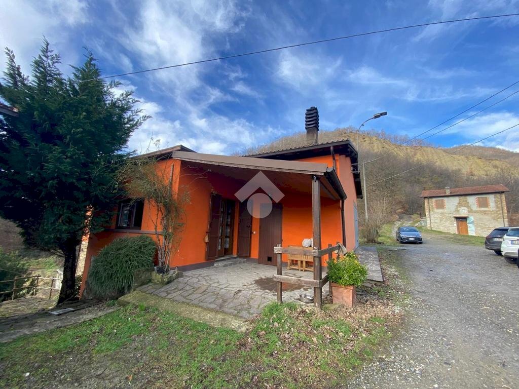 Casa indipendente Loc. La Fratta, Valmozzola - foto 2