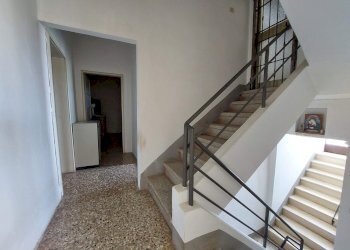 disimpegno - Casa indipendente frazione Monte Catone, Imola - foto 12