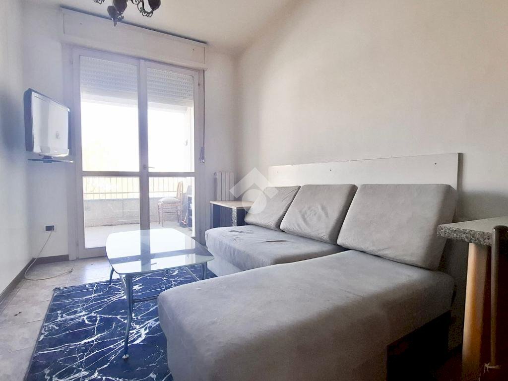 One-room apartment Via Gran Sasso D'italia, Reggio nell'Emilia - photo 3