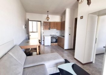One-room apartment Via Gran Sasso D'italia, Reggio nell'Emilia - photo 1