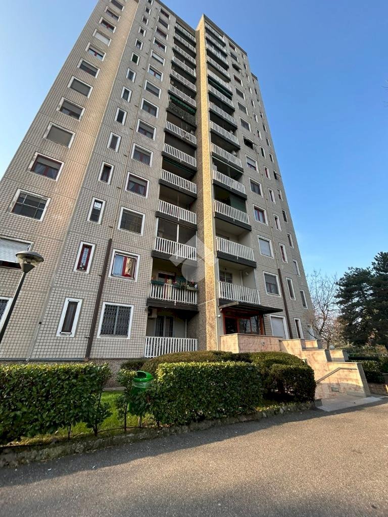 Trilocale Via Borsa Mario, Milano (zona Gallaratese) - foto 1