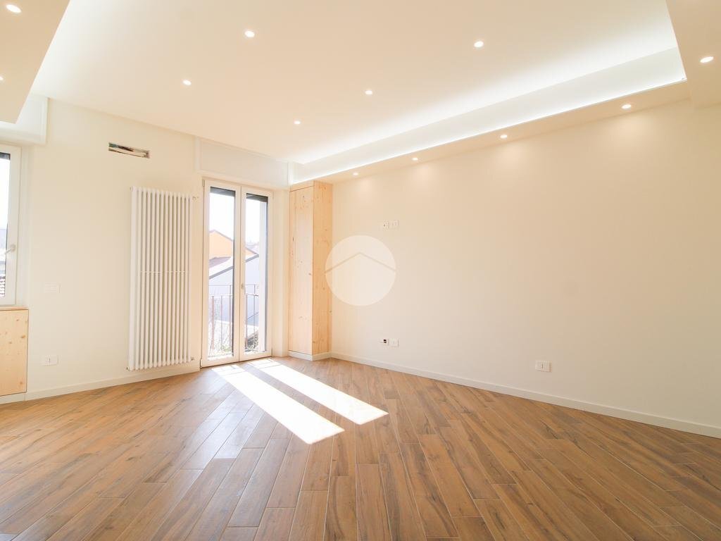 Three-room apartment Via Carlo Bellerio, Milano (neighborhood Affori) - photo 1