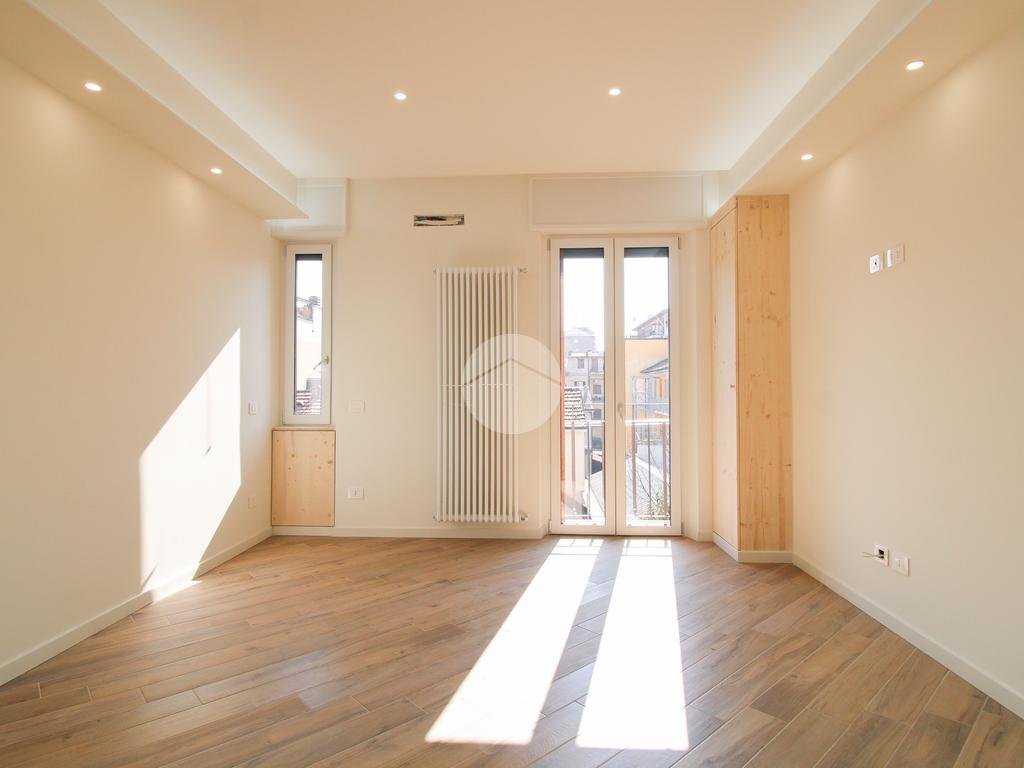 Three-room apartment Via Carlo Bellerio, Milano (neighborhood Affori) - photo 3