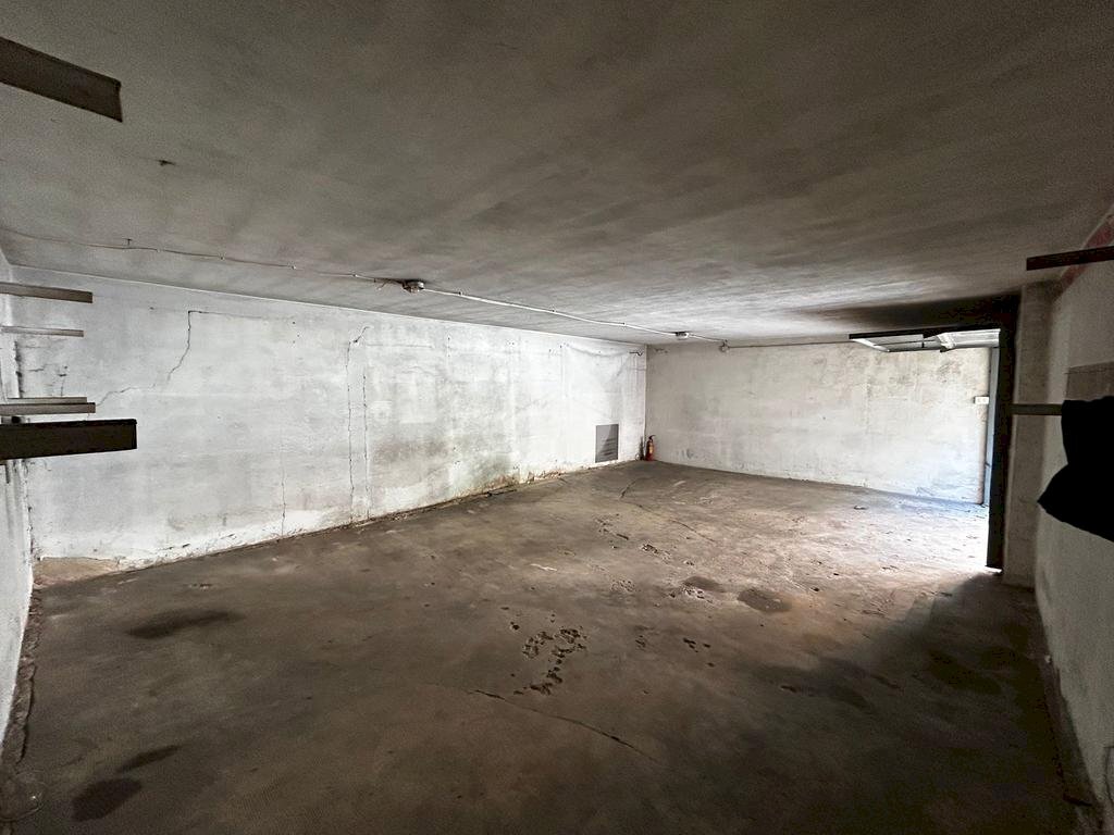 Box Via Pier Alessandro Paravia, Milano (neighborhood San Siro) - photo 1