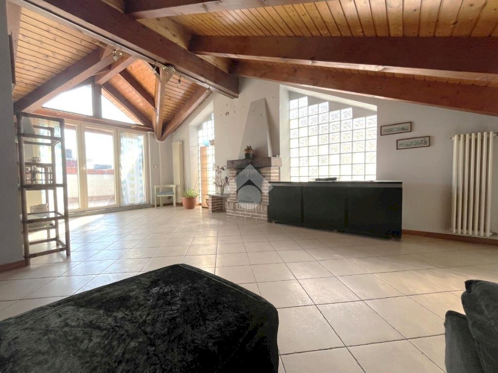 Quadrilocale Via Giovanni Servais, Torino (zona Parella) - foto 1