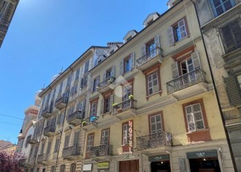 Monolocale Via S. Pio V, Torino (zona San Salvario) - foto 1