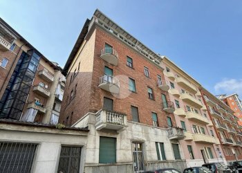 Trilocale Via Andrea Vochieri, Torino (zona Cenisia) - foto 1