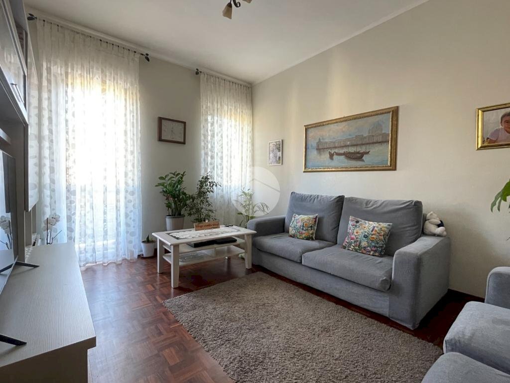 Appartamento Via Lina Borgo, Asti - foto 1