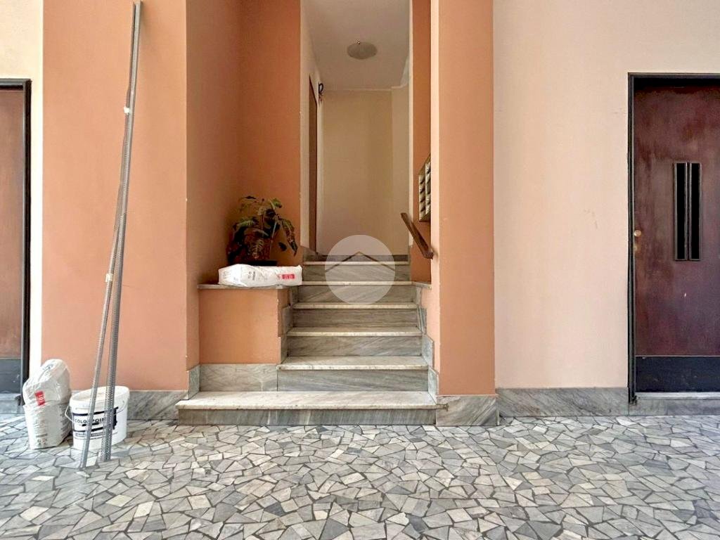 Three-room apartment Corso Toscana, Torino (neighborhood Lucento) - photo 3