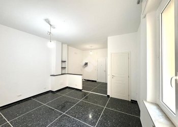 Bilocale Via XX Settembre, Genova (zona Centro Storico) - foto 2