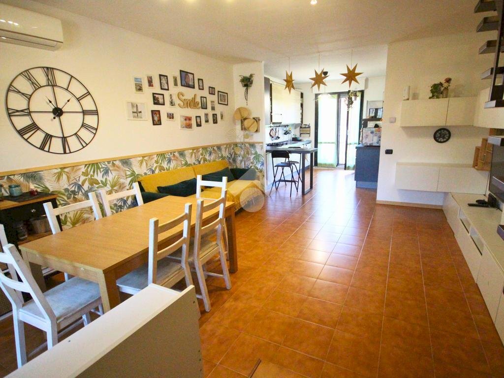 Quadrilocale Via Enrico Mattei, Cornaredo - foto 1