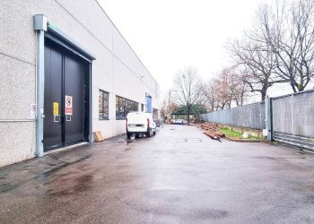 Capannone via Giuseppe Minganti, Bologna - foto 5