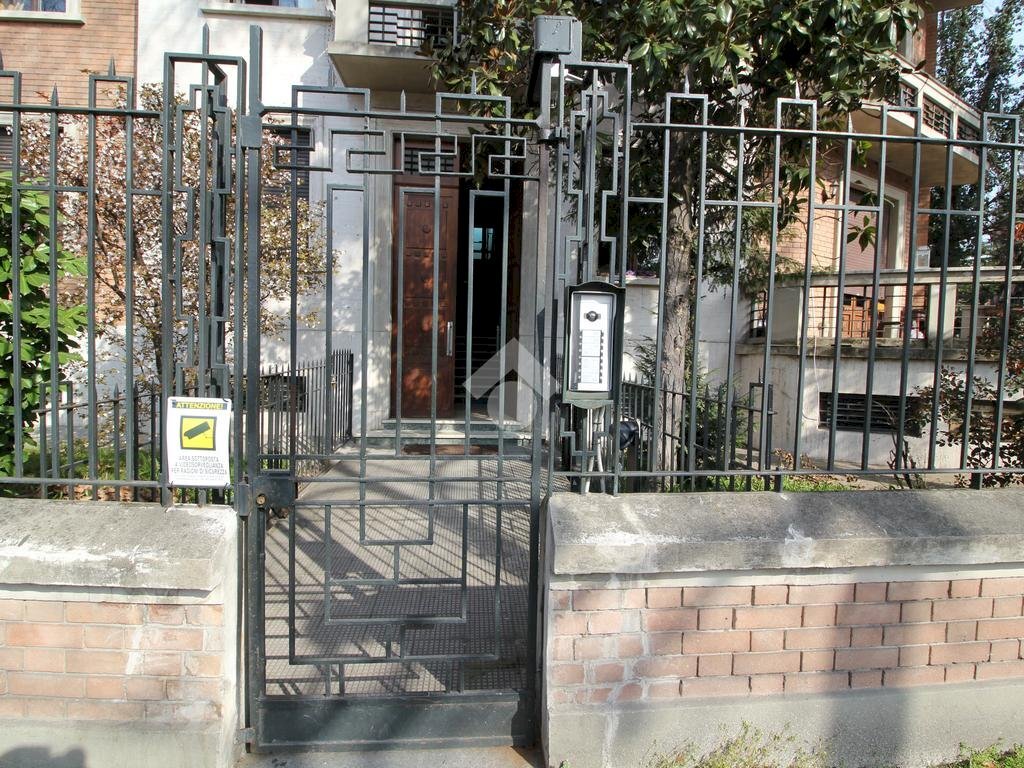 One-room apartment Viale partigiani d' italia, Parma - photo 2