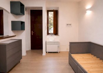 One-room apartment Viale partigiani d' italia, Parma - photo 5