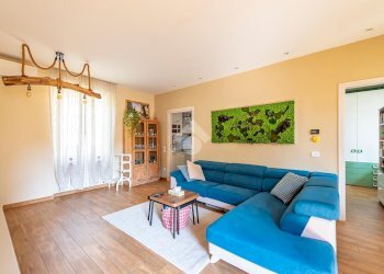 Portion of a house Via della Libertà, Lainate - photo 6