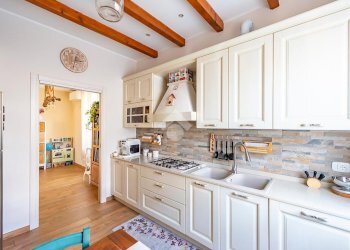 Portion of a house Via della Libertà, Lainate - photo 10