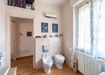 Portion of a house Via della Libertà, Lainate - photo 19