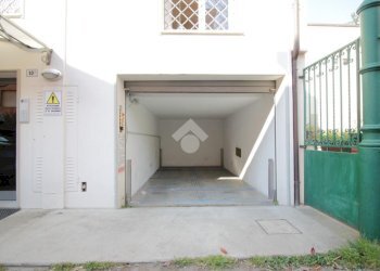 Box Via Filippo Turati, Bologna (neighborhood Costa Saragozza) - photo 3