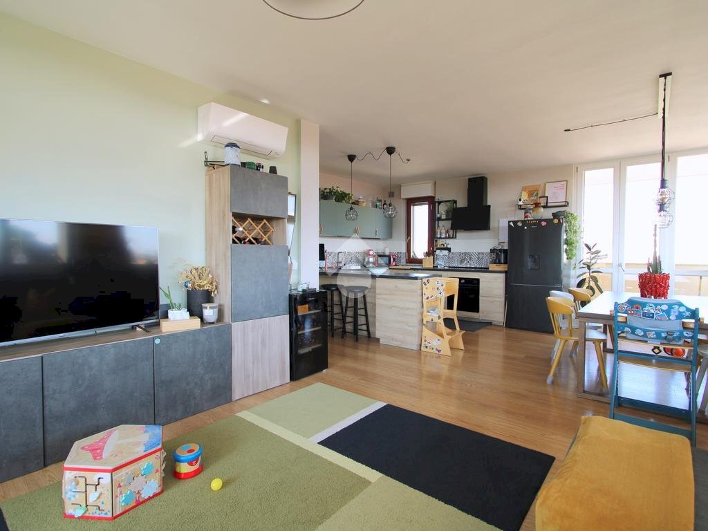 Three-room apartment Via Milano, Bareggio - photo 2