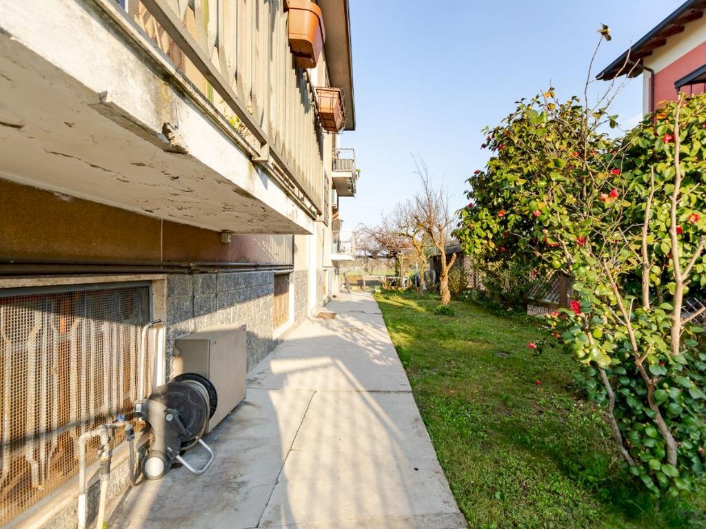 Three-room apartment Via Porra, Bollate - photo 3