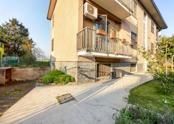 Three-room apartment Via Porra, Bollate - photo 2