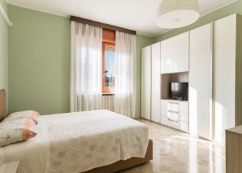 Three-room apartment Via Porra, Bollate - photo 17