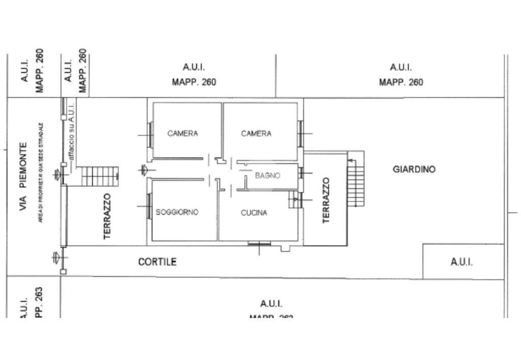 Portion of a house Via Piemonte, Lainate - floor plans 1