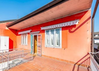 Portion of a house Via Piemonte, Lainate - photo 3