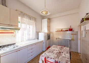 Portion of a house Via Piemonte, Lainate - photo 12