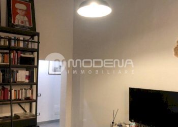 One-room apartment Modena (neighborhood Circoscrizione 1) - photo 4