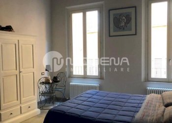 One-room apartment Modena (neighborhood Circoscrizione 1) - photo 11