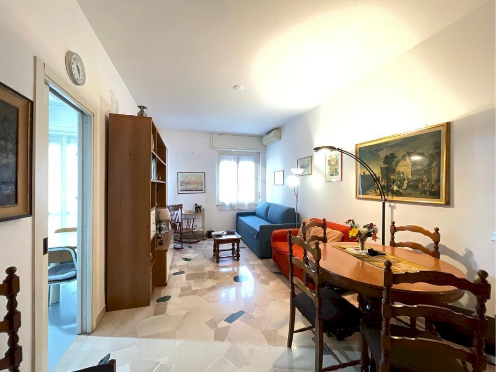 Two-room apartment Via Vittorio Veneto, Bresso - photo 1