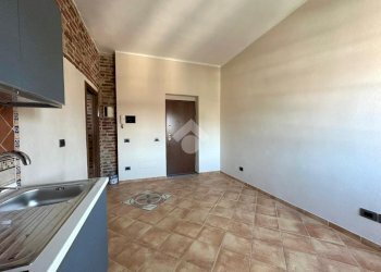 Two-room apartment Via Madonnetta, Savigliano - photo 4