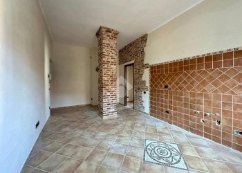 Two-room apartment Via Madonnetta, Savigliano - photo 3