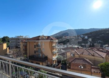 Foto 11 - Trilocale via maiolo
 
11, Alassio - foto 11