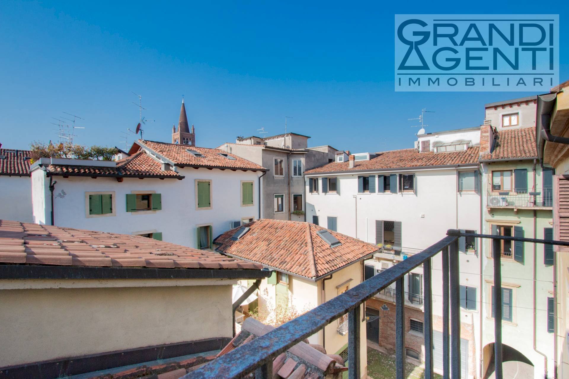 Foto 2 - Appartamento Corte Sgarzarie
 
4, Verona - foto 1