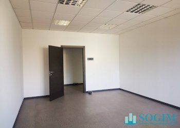 Foto 11 - Office via delle Industrie
 
18, Arese - photo 11