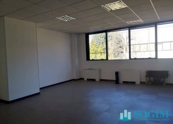 Foto 12 - Office via delle Industrie
 
18, Arese - photo 12