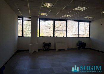 Foto 18 - Office via delle Industrie
 
18, Arese - photo 18