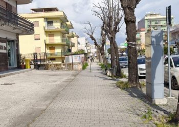 Foto 2 - Shop Via Bartolo Longo, Napoli - photo 2