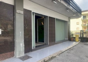 Foto 4 - Shop Via Bartolo Longo, Napoli - photo 4