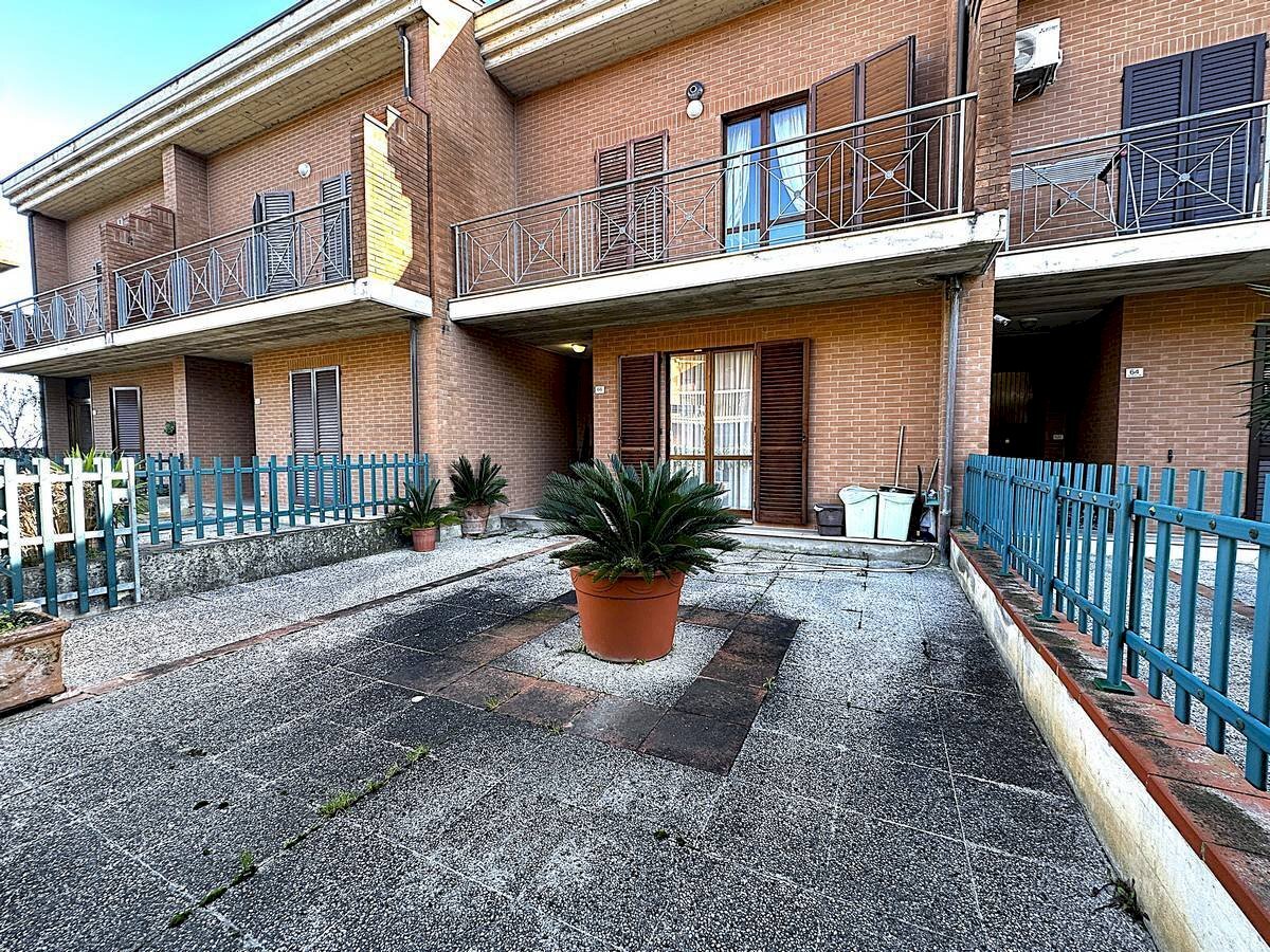 Foto 2 - Villa a Schiera VIA PIAN DELLA NOCE, Porto San Giorgio - foto 2