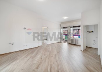 Stanza vuota - Trilocale Viale Lombardia
 
106, Lissone - foto 3