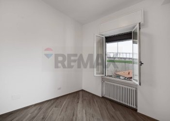 Stanza vuota - Trilocale Viale Lombardia
 
106, Lissone - foto 22