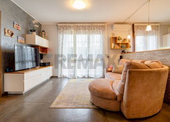 Soggiorno - Trilocale via Vespri Siciliani
 
5, Parabiago - foto 12